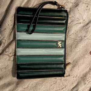 Michael Kors pouch